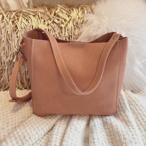 Portland Leather Goods 🦄Butterfly🦄 bucket bag in QUARTZ